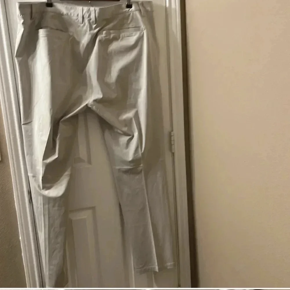 Rhone Men's Classic Commuter Pants in Tan Size 42